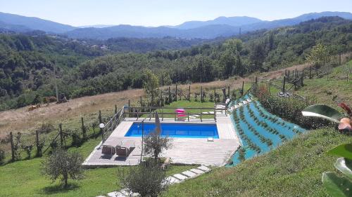  Podere Camino, Ferienwohnung in Villa Collemandina