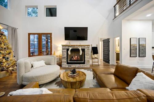 Cozy, 2 King Suites, Game Deck, Hot Tub, Firepit, Save In Taxes, Broken Bow (zdjęcie 6)