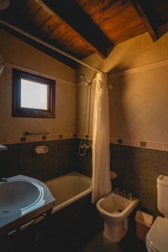 Two-Bedroom House image 9