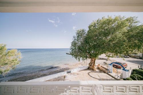 Skats, Fotis beach apartment at Komi in Emporios