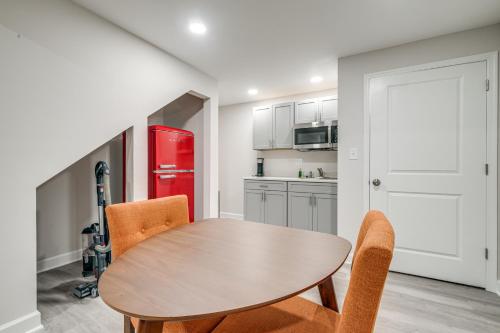 Quaint Stafford Apartment with Electric Fireplace! in 斯塔福德 (VA)