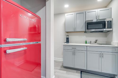 Quaint Stafford Apartment with Electric Fireplace! Quaint Stafford Apartment with Electric Fireplace!