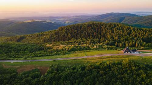 Pyramids Haven in Valea Manastirii