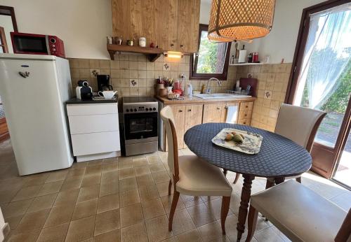 Gîte Chinon, chez Marie (Gite Chinon, chez Marie) in Rue de la Digue Faubourg Saint-Jacques