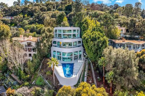 Bel Air Yacht Mansion in Los Angeles, USA