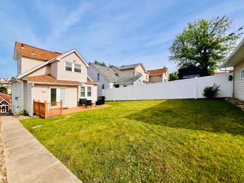 House on the Mount Family in Pittsburgh, USA