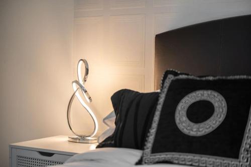 Cityfront Luxe Apt Near City Centre Facing Etihad & Coop Live, Free Parking, Manchester (foto 9)