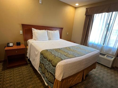 Pleasant Hill Inn - main image