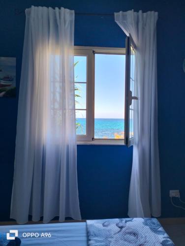 LA TERRAZZA SUL MARE camera fronte mare&vicino aereoporto SICILIAN VINTAGE STYLE SEASIDE ROOM LA TERRAZZA SUL MARE camera fronte mare&vicino aereoporto SICILIAN VINTAGE STYLE SEASIDE ROOM