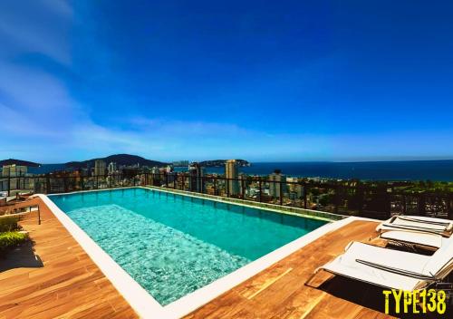 Apto Incrível - Piscina Vista Mar no Rooftop - 600m Praia Enseada, Guarujá