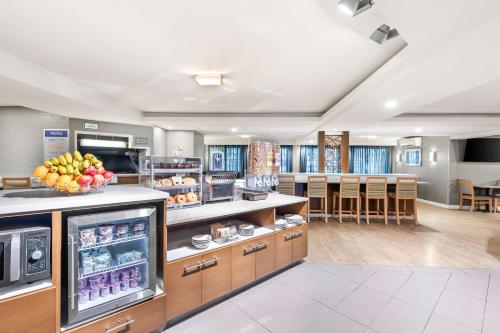 Best Western West Towne Suites in Madison, USA