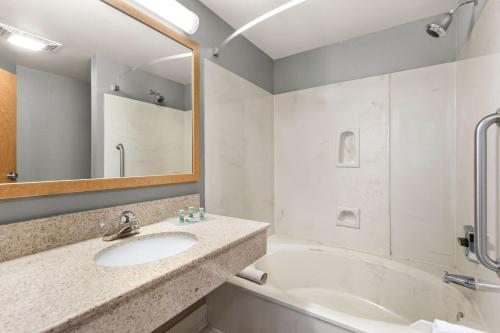 2 bedrooms, 2 beds