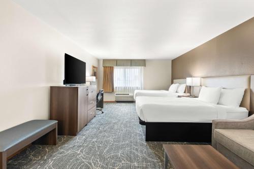 西城套房貝斯特韋斯特酒店 (Best Western West Towne Suites) in 麥迪遜市中心