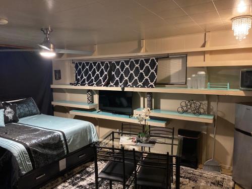 Peaceful Haven in Freeport Manor