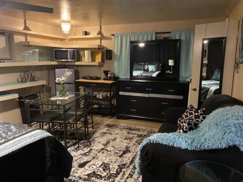 Peaceful Haven in Freeport Manor