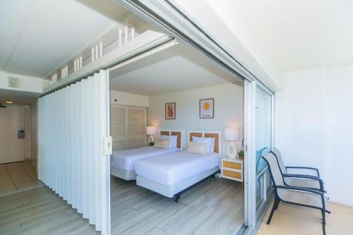 Ilikai Tower 1744 Yacht Harbor View 2BR - image 26