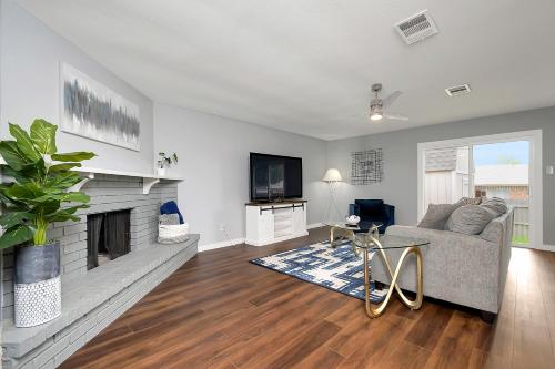 Spacious 3bed 2 bath with a modern feel in North Richland Hills, USA