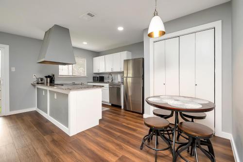 Spacious 3bed 2 bath with a modern feel in North Richland Hills, USA