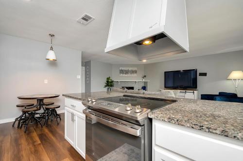 Spacious 3bed 2 bath with a modern feel in North Richland Hills, USA