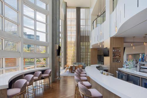 Bar/lounge, The Westin Atlanta Perimeter North in Sandy Springs