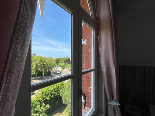Apartment image 9