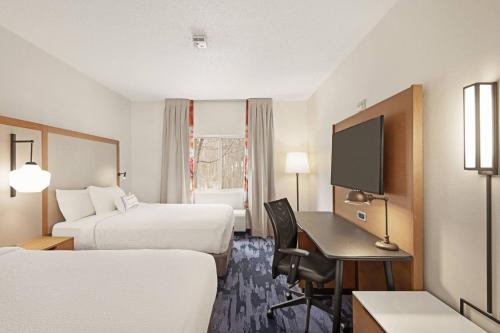 Fairfield Inn by Marriott Warren Niles - image 12