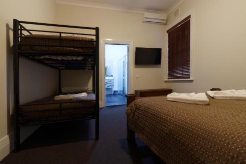 Kyogle Commercial Hotel in Geneva