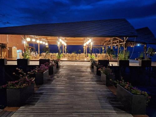 Sand Bay Resort Semporna in Semporna