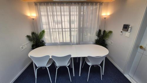 III - Full option three-room private house