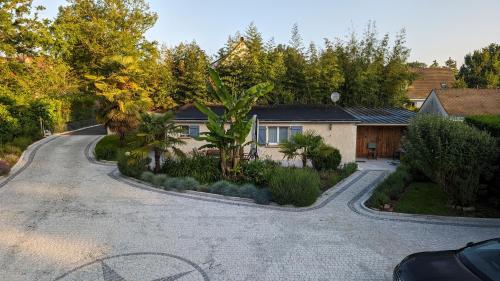 Maisonnette de Villiers gare à 5 minutes gîte à louer Nandy