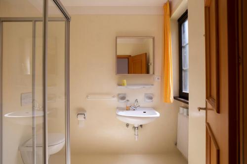 Arzenhof, Baron Di Pauli