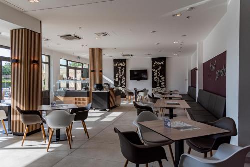 Restaurant, Hotel Karos Spa in Zalakaros