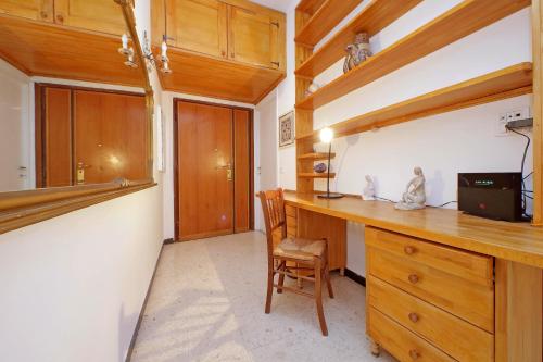 Comfy home for family next to Metro, Roma (foto 10)