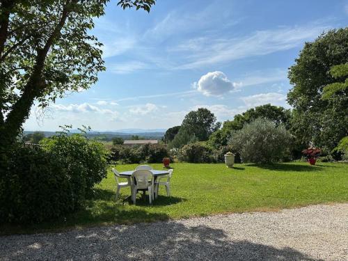 Maison au calme avec jardin gîte à louer Navacelles