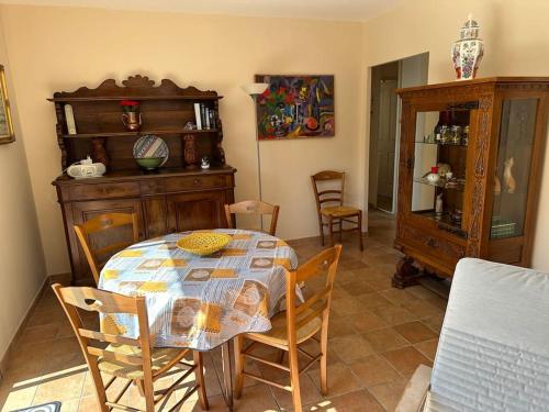 Maison au calme avec jardin in Brouzet-les-Ales