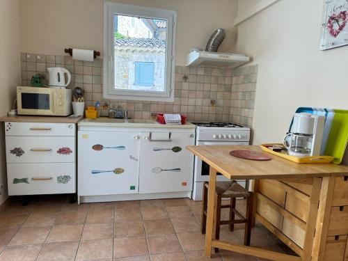 Maison au calme avec jardin in Brouzet-les-Ales