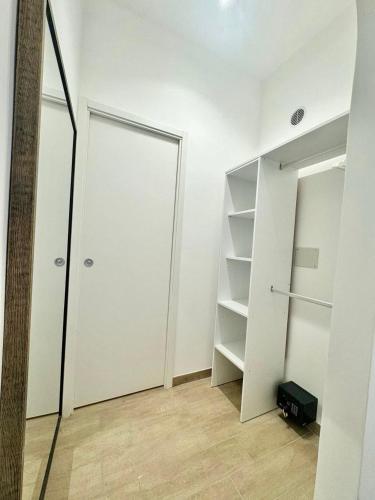 Little Apartment, Rome (photo 8)