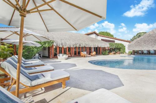 Exterior view, Unique Villa with Ocean and River Views - Staff & Golf Carts in La Romana