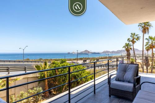New 2 BR Condo - Amazing View to the Arch - Pool in Cabo San Lucas, Mexico