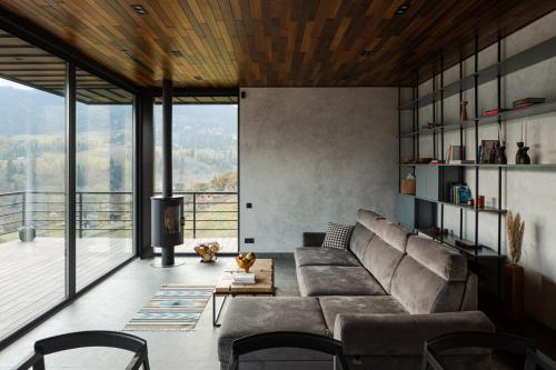 2 bedrooms, 3 beds