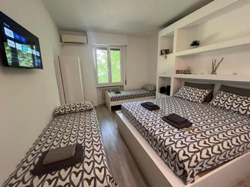 Bed&breakfast BBqueen Sandonato Policlinico Room Type - Quadruple Room with Garden View