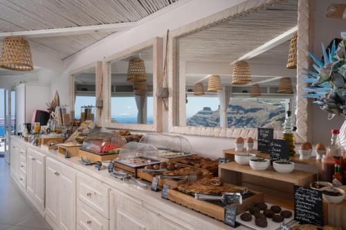 Santorini Princess Spa Hotel - image 3