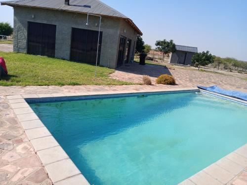 Ducha, Leropong Manor in Mahalapye