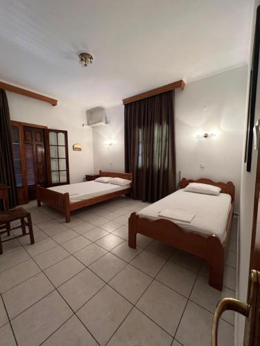 Mpoufidis Rock House Meteora – Kalampaka, KY