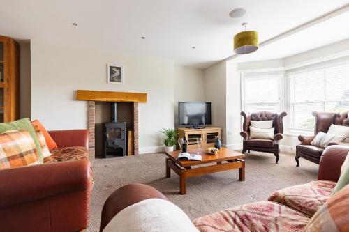 Red Lea Apartments - image 9