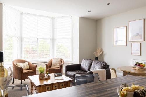 Red Lea Apartments - image 4