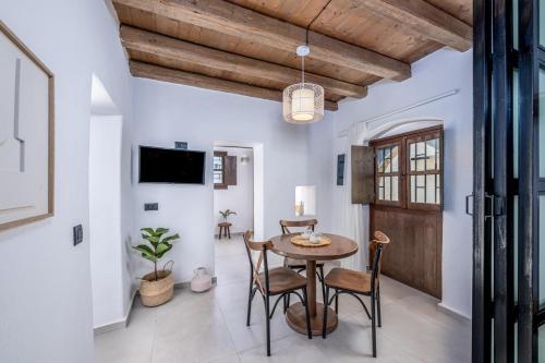 Elia Suites - Old Town 2