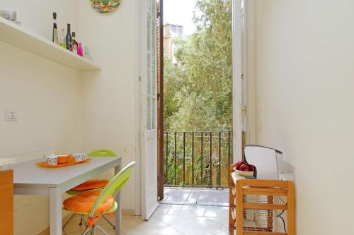 At the Vatican Ottaviano 2 bedrooms 2 baths, Rzym (zdjęcie 2)