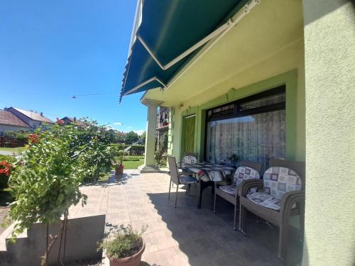 Apartment Kolonija