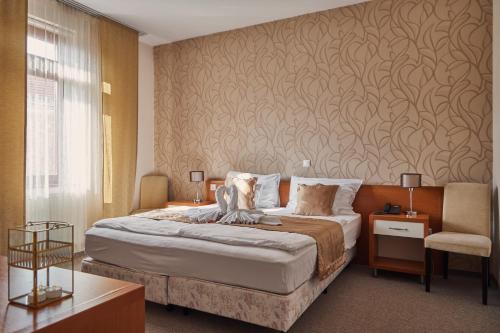 2 twin beds